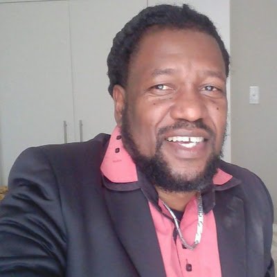 LPeringanda's profile picture. 