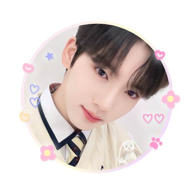 ⸙ ۪  ꒰ 𝟤𝟢𝟢𝟩 ꒱ ˖ ⋆ The youngest with adorable looks of his, a cutesy smiles that shine bright embrace the sullen souls, named 𝐇𝐚𝐧 𝐘𝐮𝐣𝐢𝐧. 🍰