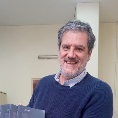 Hincha del Lobo y economista. Docente en UNDAV y UNAJ