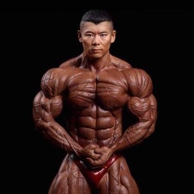 Into big musclemen and sharing with other fans. 18+ only. Photo not me, its what i like. Also MASSIVELY into suited men and particularly black tie