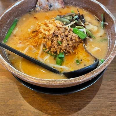 tsukattttty's profile picture. 26歳 約4年程前にうつ病とパニック障害を発症。 現在はうつとパニックのハイブリッド。HSPの傾向あり。過敏性腸症候群下痢型 メンタルを少しでも楽にするため用のアカウント DMは返したり返さなかったり