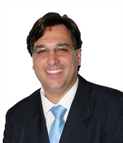 Promotor de Justiça. Mestre em Processo Civil PUC/SP. Professor de Direito Processual Civil do Complexo Educacional Damásio de Jesus