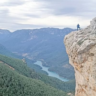 Actualidad_Cr - N_Economía - Social y Media - Redes - Política y Finanzas - (Análisis y Opinión).