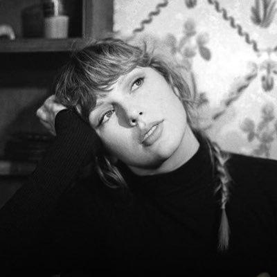 daylightlor_'s profile picture. 🏳️‍🌈 lesbian firestorm | New Romantics | I like women, particularly gay women