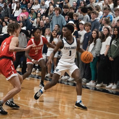 6’1 PG | Casady School ‘26 | 3.7 GPA | SPC Champ | Phone: 405-439-5644 | Team Griffin Select 17U