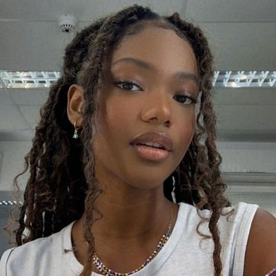 lluizzaxx's profile picture. biblio- UFRJ