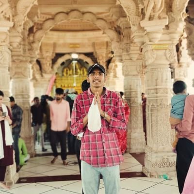 pavagadhtown's profile picture. अंत: अस्ति प्रारंभ: 🔱