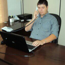 ( Agribusiness ) Atuo no mercado Interno e Externo Comercializando ALGODÃO, MILHO e SOJA./ I work in the Internal Market and External Marketing COTTON, CORN end