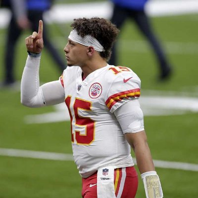 yo its Patrick Mahomes this is my alt account because why not. So go follow my main account if you have not https://t.co/yqWPfPAunu