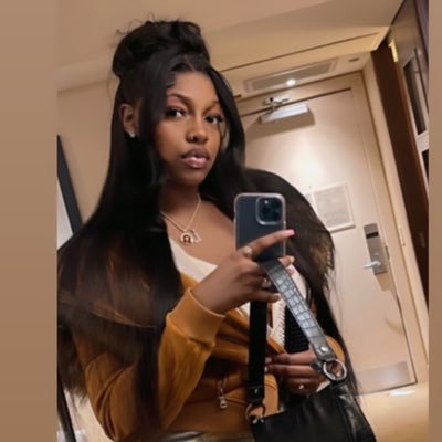 Ig: taviiiiaaaa ll Louisville ky 📍ll 22💕ll $lataviabyars