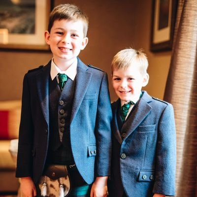 BreenMckay's profile picture. mother to Christopher Alana leighann David an proud nene/ granny to my 4  gorgeous Grandchildren   Elle,Harper, George, and Elliot my world 🥰🥰🥰🥰