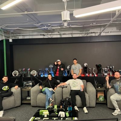 Just having fun and giving this twitch thing a try! Mostly COD, Halo, and Apex, but will try others! #Greenwall