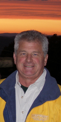 Yacht Broker and south Florida new yacht sales representative for Hampton, Endurance, Nordic Tugs and the Nimbus boat lines. Married to St. Maria.