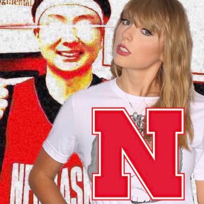 taylor swift, coffee, cats, and occasionally sports enthusiast