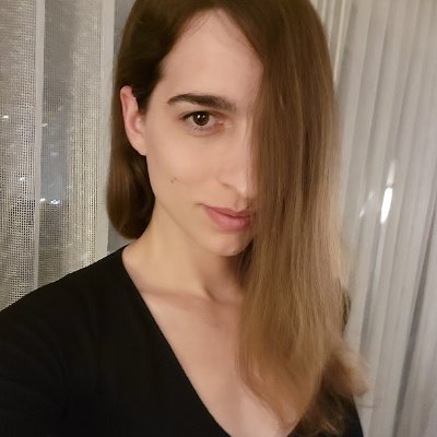 MDNI

the dumbest smart person you'll ever thirst after 

bimbo with 4 degrees | twitch partner: https://t.co/f6nsafZQyp