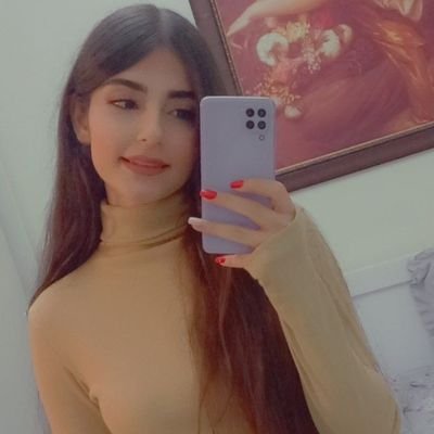 maryam_hmzi's profile picture. آنچه از فَهم تو آیَد آن بود مَفهوم تو...🤍