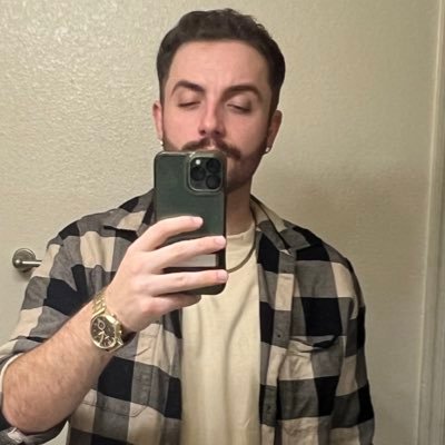 k_a_fini's profile picture. 312➡️602