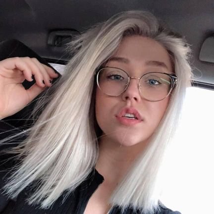 ceffinlia52039's profile picture. 