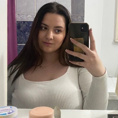 ljiksiiii23's profile picture. 