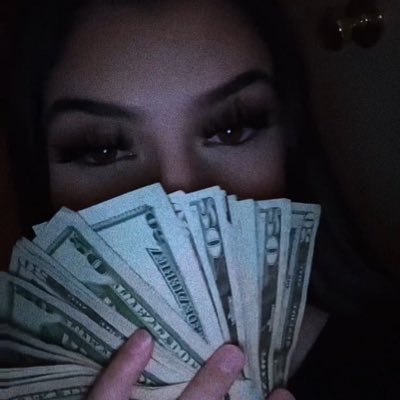 23 y/o FinDomme🥀 tribute: $30 CA $goddessasia10 TWITTER ONLY