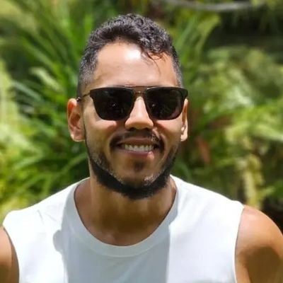Sou alguém estranho, mas tem gente bem pior.