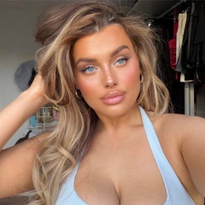 IG + tiktok: rachleary RATED R PODCAST 🎙️ https://t.co/oUGw4khBgp