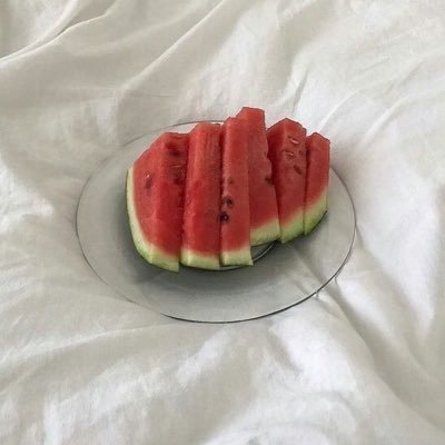 ✬watermelon addict🍉✬ ; shedtwt ☆°• gw 40kgs/ugw 35kgs •°☆ food posting | digital diary | alt account is @iminsanefr1 | https://t.co/v9Dl37frnz