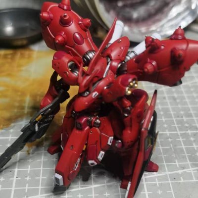 一般社畜
love to play gunpla