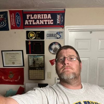 OEF/OIF Marine Vet FAU Fan & Grad Wisconsin Fan now independent voter and tired of GOP BS in Washington