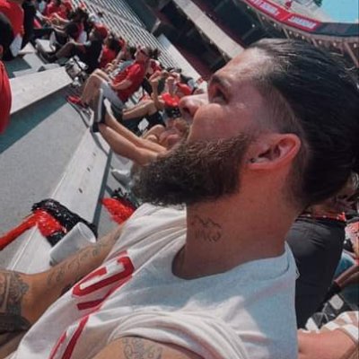 Just a Dawg Fan and Falcons Fan who loves to follow football. Would love to coach one day 31. Father of 2. Husband.