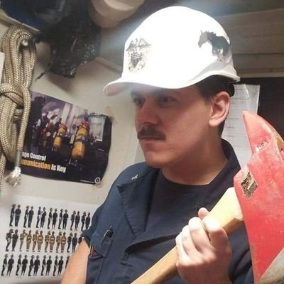 Navy Vet
Gamer
Streamer