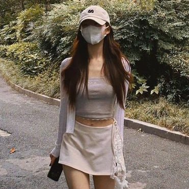 Lily46804341586's profile picture. Believer in the power of love to change the world. 🥰🌹