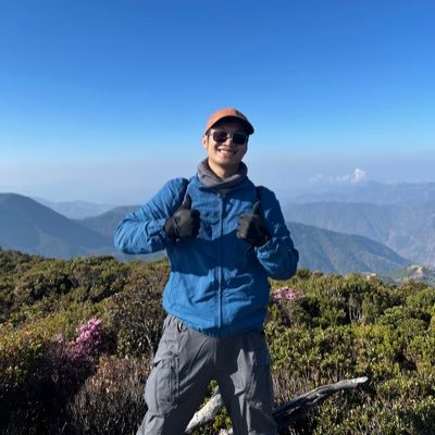 Roiskii's profile picture. 