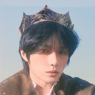 fan account for trends, streaming, virals, and more for our 4th Gen Visual Center | TXT BEOMGYU