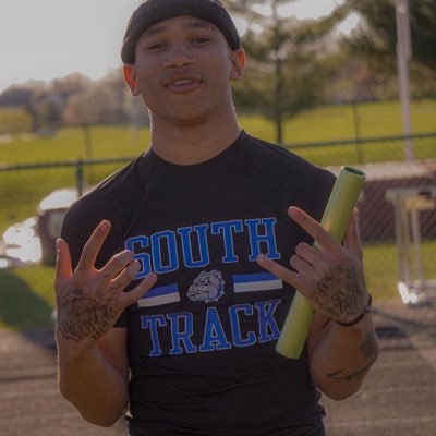 Columbus, Ohio/ school Columbus south high school/2 year track runner/class26 main events:100,200,4x1,4x2/10.8,22.7.  also a wrestler and 1x district qualifier