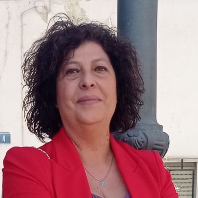Ex-Secretaria de NNGG/ Actualmente Vicesecretaria del PP de Huércal de Almería/Auxiliar administrativo/Futbolera UD Almería 🏴󠁧󠁢󠁥󠁮󠁧󠁿/Cofrade 💜🖤