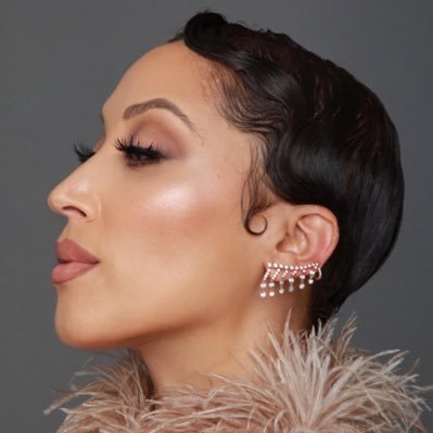 robinthede Profile Picture