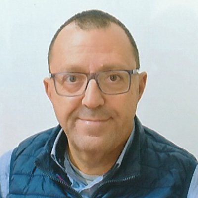 bloccoappunti's profile picture. Ecco qual è il problema col futuro ogni volta che lo guardi cambia perché lo hai guardato e questo cambia tutto il resto.
PS Battitore libero dei miei pensieri.