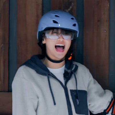 yn_11_s2's profile picture. 02（♀）☀️🐻⭐️