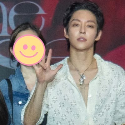 Stan Acct for The Rose (더로즈) Woosung 🐺 personal X: @annrechelle12