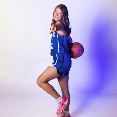 5’8” | PG/G | Class of 2025 | J&E Elite #15 | Carthage (MO) #15 | GPA 4.12