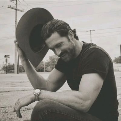 Singer/Songwriter from the great state of Alabama. New album 'Ain't My Last Rodeo' out now.