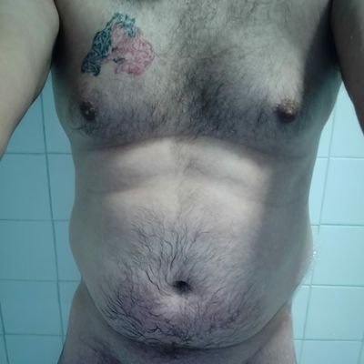 UK guy who enjoys all sexy people and loves to chat and share with anyone 😜😈😋

#nsfw