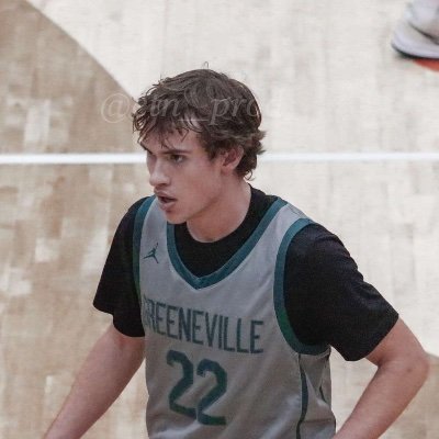 Greeneville Basketball 🏀
5’10 / 165 lbs
GPA: 3.8