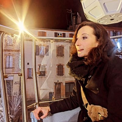 A2lineSch's profile picture. Amatrice du ballon ovale 🔴⚫
Experte marche à pieds rando comme talons hauts