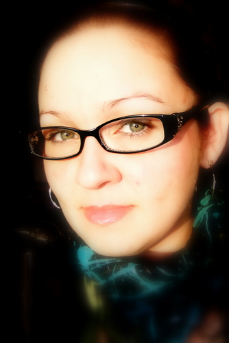 trei_theresa's profile picture. im learning to be more natural use natural products in all areas of my life. 
use it, reuse it and recycle it. and chemecal/synthetic free living :-)