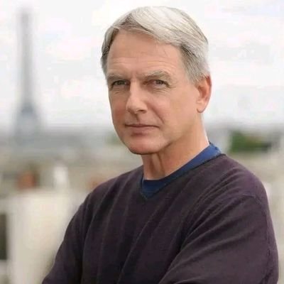 I'm Thomas mark harmon ,(born September 2,1951)I'm an  American actor. Who perhaps best known for playing the lead role of Leroy Jethro Gibbs on NCIS