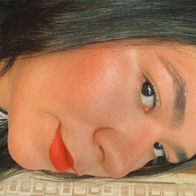 adrianelimac's profile picture. louca demais para ser seguida.