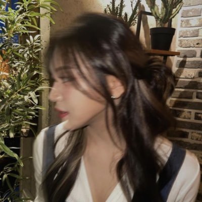 faerieyewon Profile Picture