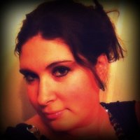 Kristen (@glossandglaze) 's Twitter Profile